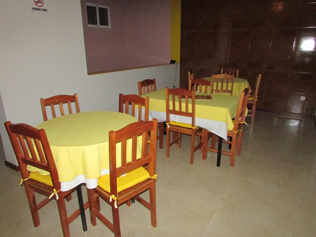 Residencial Girassol, Lda Panzió São Filipe Kültér fotó